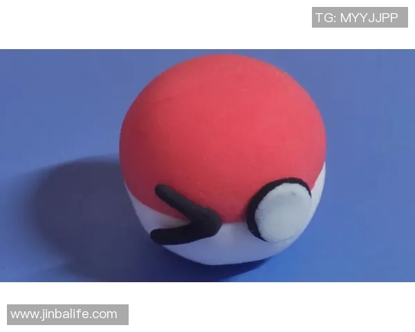 用橡皮泥塑造足球球星魅力打造迷你运动传奇作品